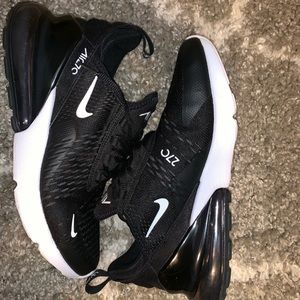 Nike Air Max 270